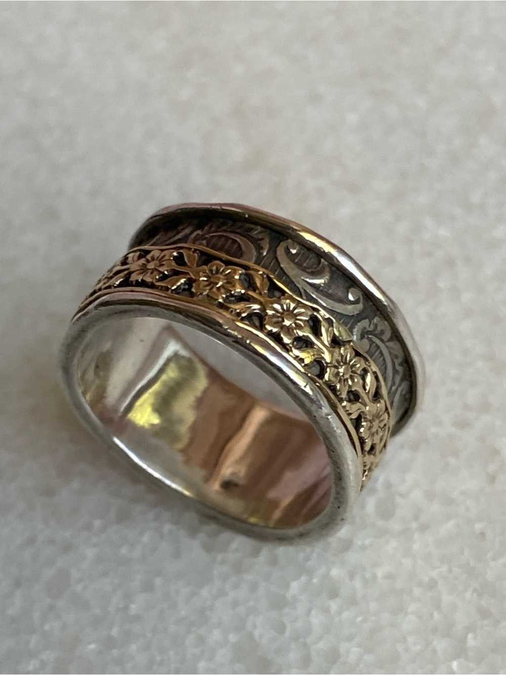 14k Gold & Sterling Floral Spinner Ring - Picture 6 of 9